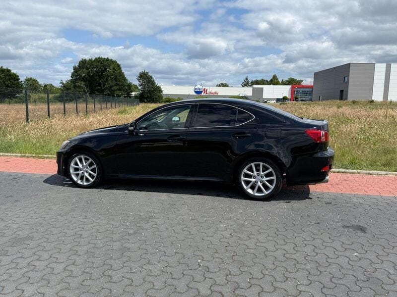 Gebraucht Lexus IS250 Executive Line 208 PS (152 kW) 2010 Schwarz Limousine