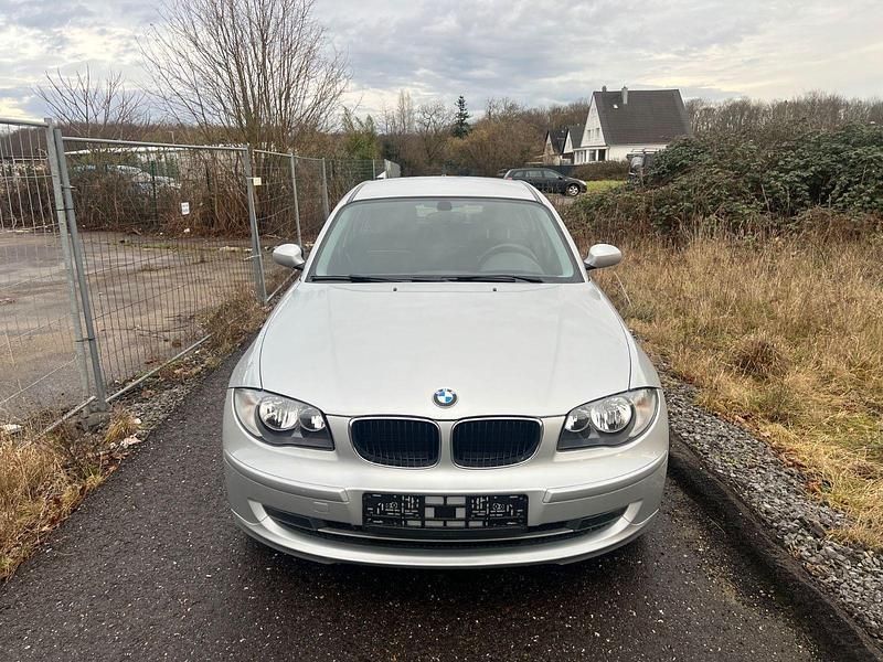 Gebraucht BMW 118 Advantage 143 PS (105 kW) 2007 Silber Kleinwagen