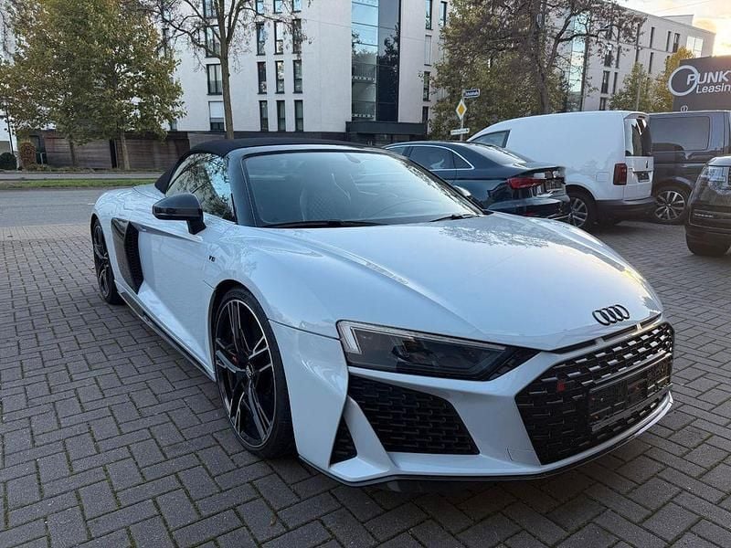 Używany Audi R8 Spyder Performance 620 KM (456 kW) 2020 Szary Kabriolet