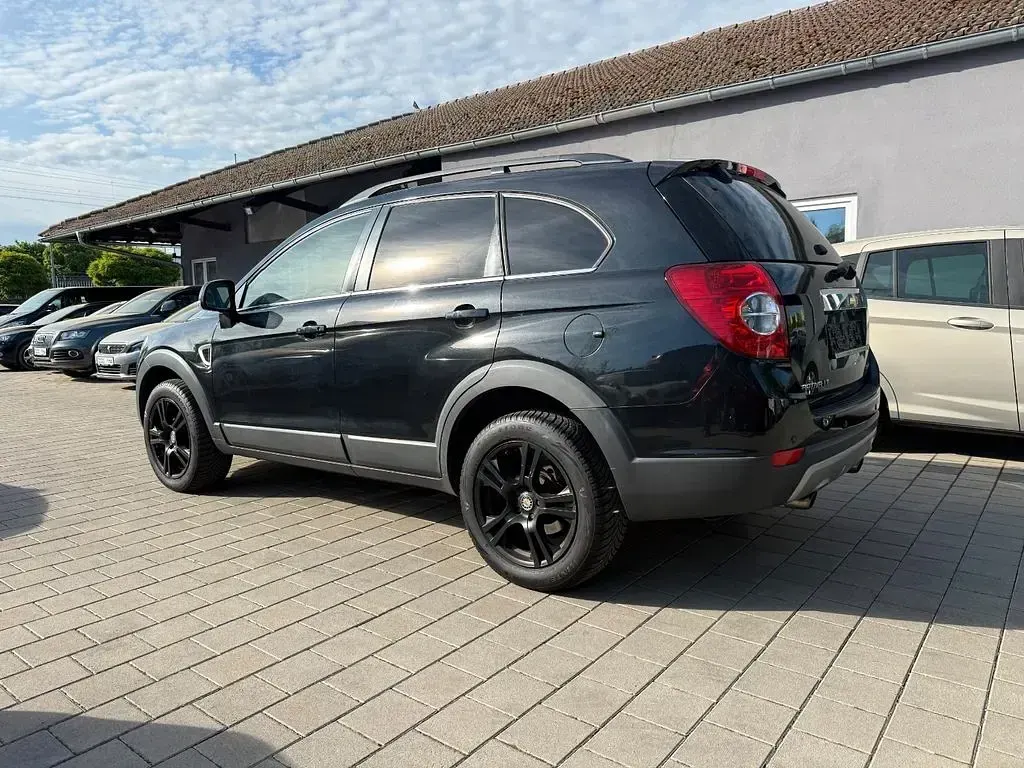Occasion Chevrolet Captiva LT 150 ch (110 kW) 2010 Gris SUV