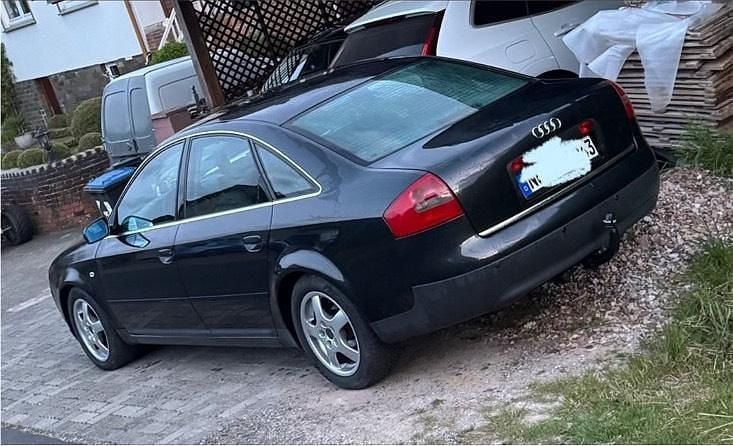 Schwarz Gebraucht 1997 Audi A6 Limousine | 1.100 € (Guter Preis) - Bild 1/4