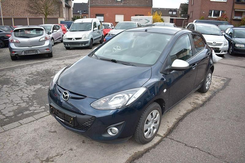Gebraucht Mazda 2 Sendo 84 PS (61 kW) 2014 Blau Limousine