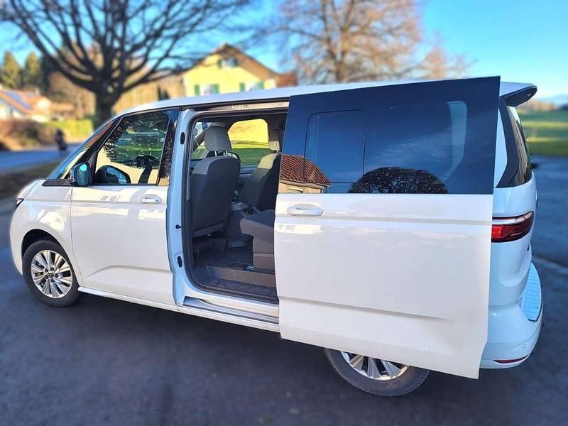 Gebraucht VW Multivan Family 150 PS (110 kW) 2024 Weiß Van