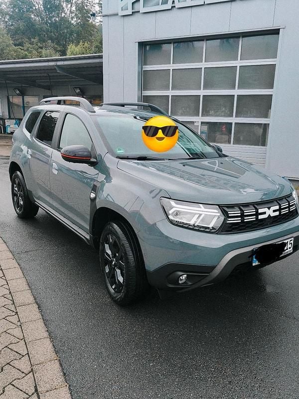Grau Gebraucht 2023 Dacia Duster Extreme SUV | 17.500 € (Guter Preis) - Bild 1/4