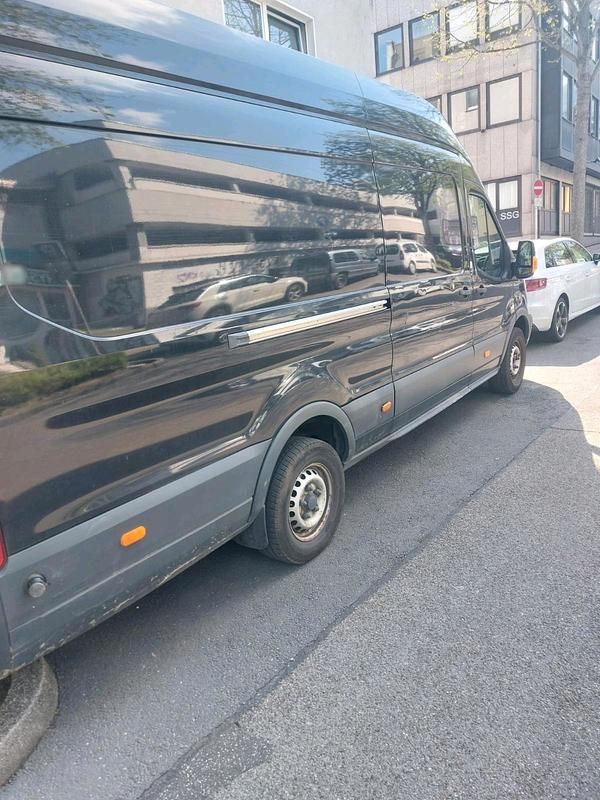 Usata Ford Transit 155 CV (114 kW) 2015 Andere farben Monovolume