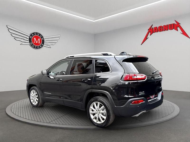 Gebraucht Jeep Cherokee Limited 200 PS (147 kW) 2016 Schwarz SUV