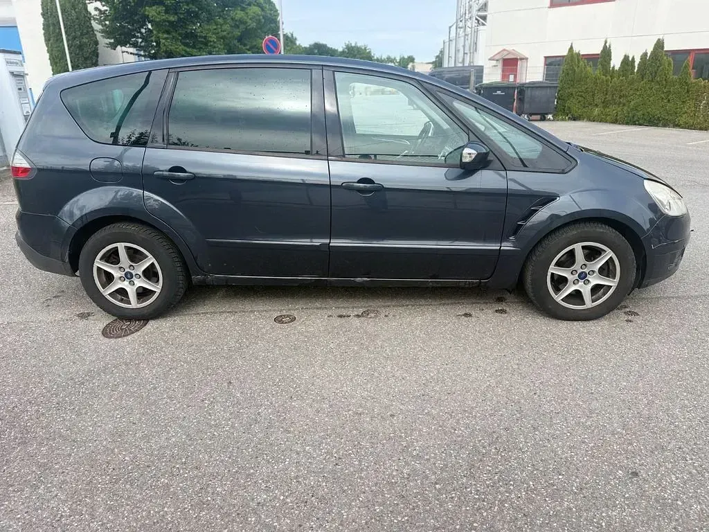 Gebraucht Ford S-MAX Titanium 140 PS (102 kW) 2007 Grau Van / Kleinbus