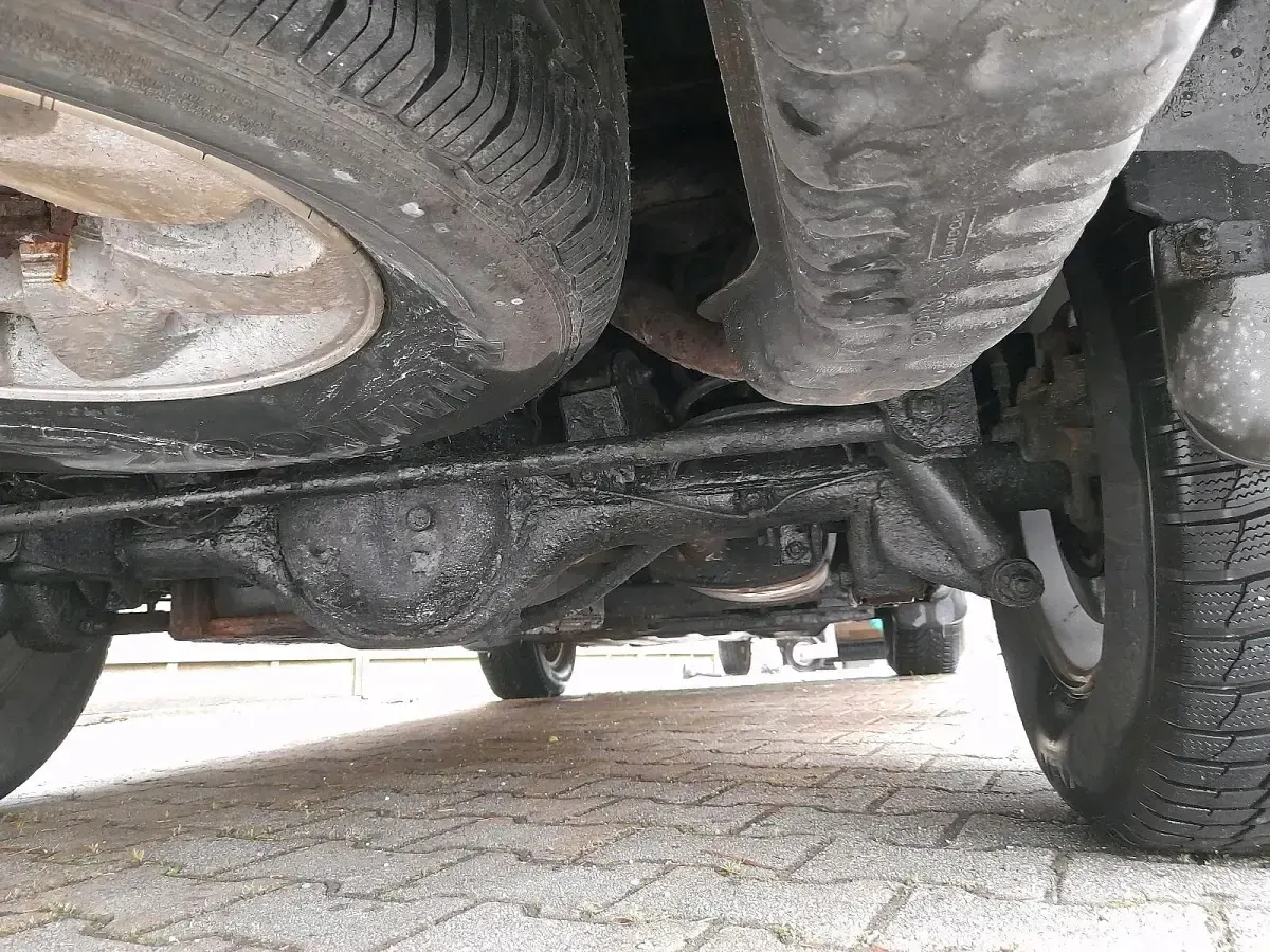 Gebraucht Hyundai Terracan 163 PS (119 kW) 2026 Schwarz SUV