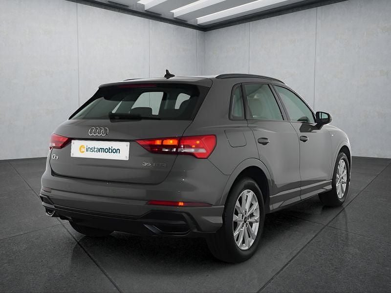 Gebraucht Audi Q3 150 PS (110 kW) 2022 Grau SUV