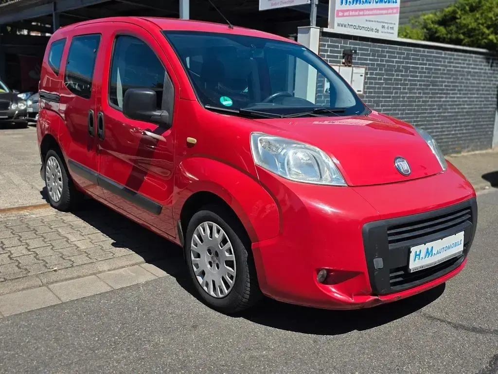 Gebraucht Fiat Qubo Dynamic 73 PS (53 kW) 2009 Rot Van / Kleinbus