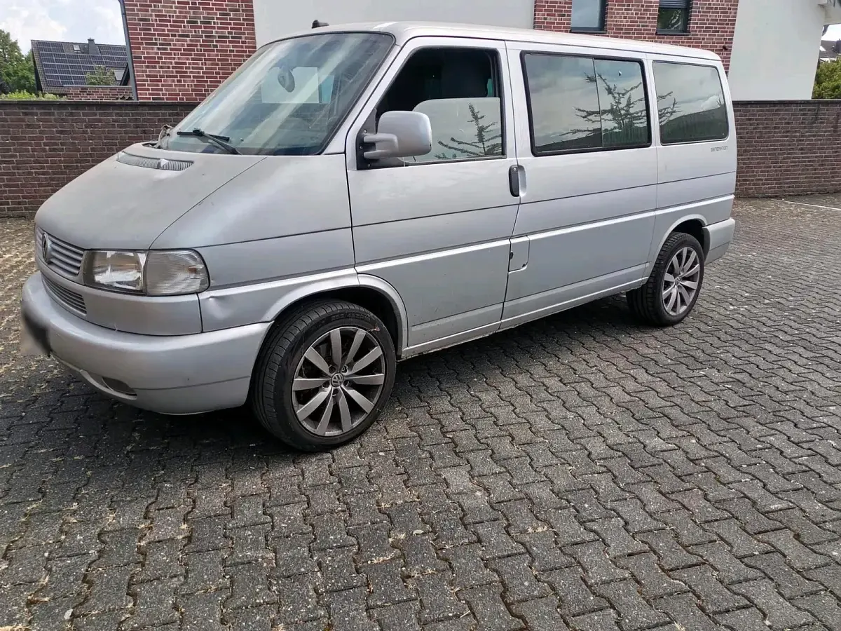 Używany VW T4 151 KM (111 kW) 2002 Srebrny Van