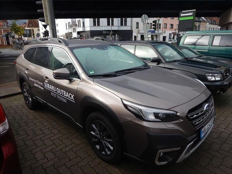 Grau Gebraucht 2024 Subaru Outback Active SUV | 38.800 € (Guter Preis) - Bild 1/4