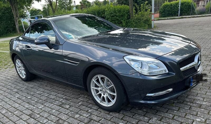 Grau Gebraucht 2012 Mercedes SLK200 Cabrio | 15.150 € (Guter Preis) - Bild 1/4