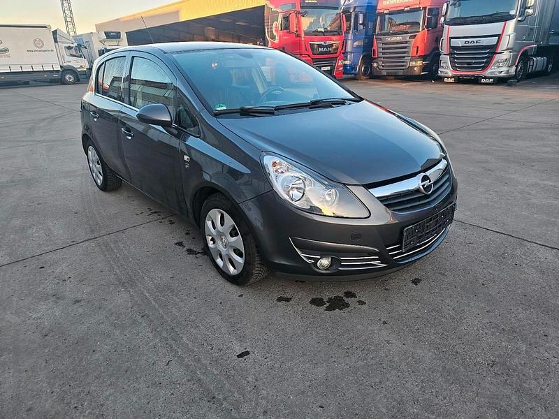 Gebraucht Opel Corsa 69 PS (50 kW) 2010 Kleinwagen