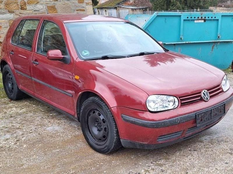 Gebraucht VW Golf 101 PS (74 kW) 1998 Rot Limousine