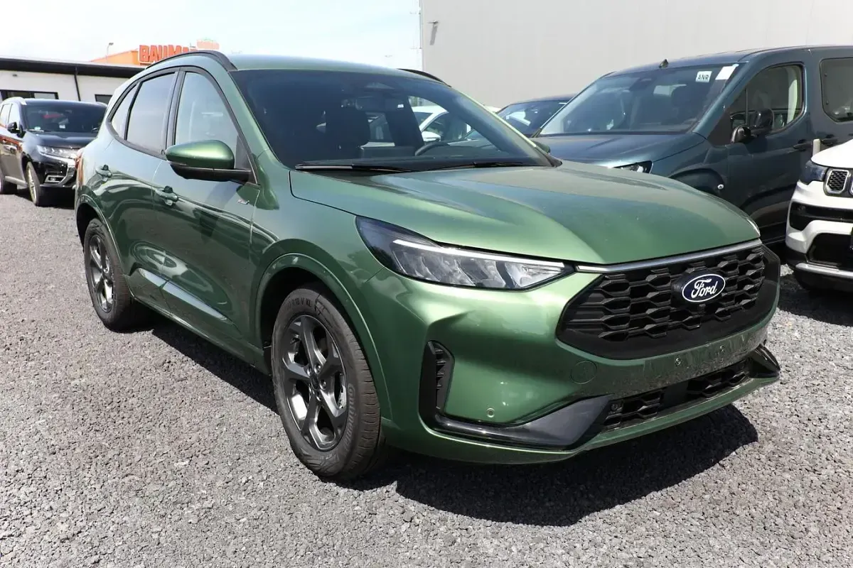 Ny Ford Kuga ST-Line 179 HK (131 kW) 2025 Grøn SUV