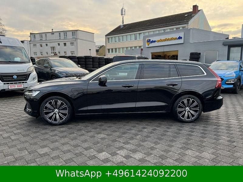 Gebraucht Volvo V60 Plus 398 PS (292 kW) 2022 Black stone Kombi