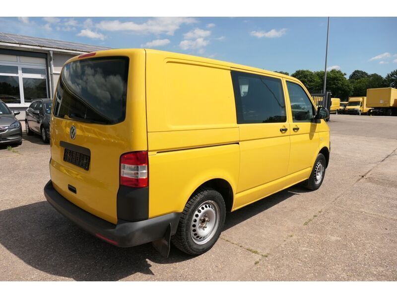 Gebraucht VW T5 84 PS (61 kW) 2014 Ginstergelb r1032 Van