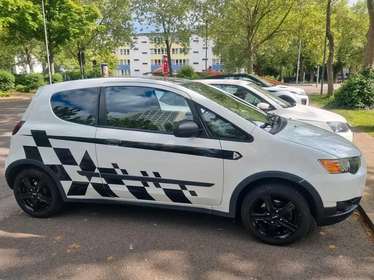 Gebraucht Mitsubishi Colt 75 PS (55 kW) 2011 Weiß Kleinwagen