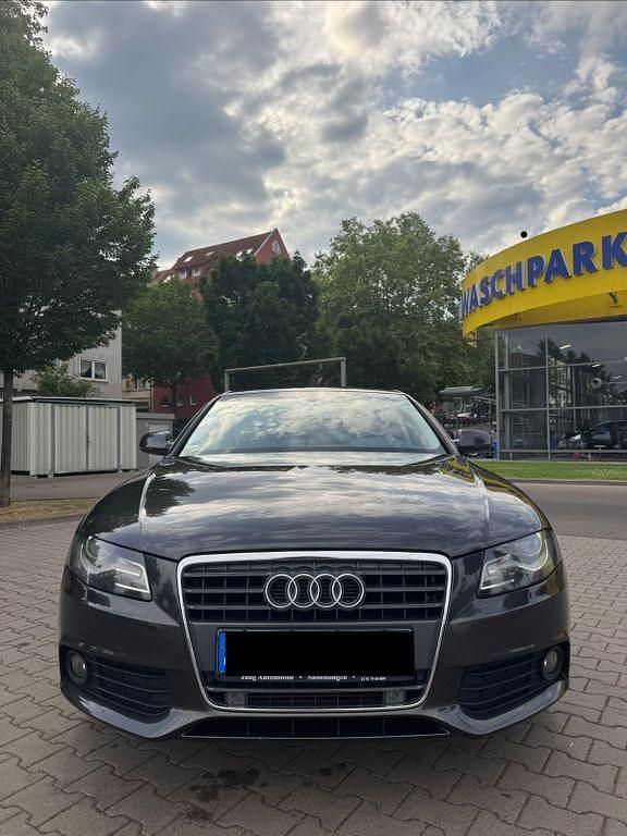 Gebraucht Audi A4 Attraction 179 PS (131 kW) 2010 Limousine