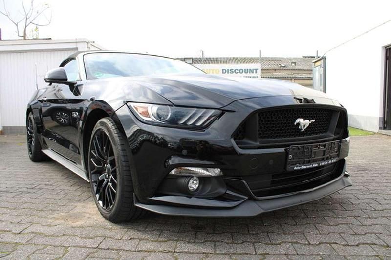 Gebraucht Ford Mustang GT Premium 421 PS (309 kW) 2017 Schwarz (metallic) Cabrio