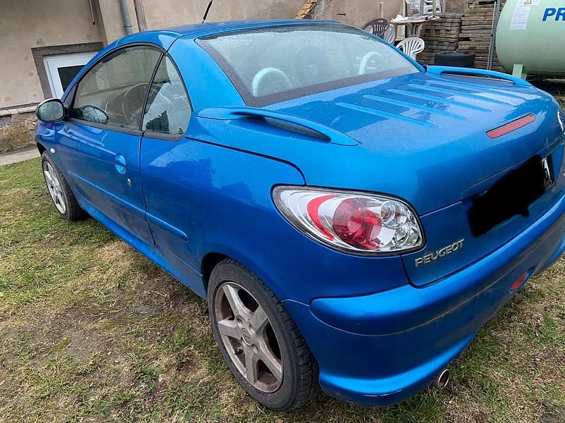 Gebraucht Peugeot 206 CC 110 PS (80 kW) 2004 Cabrio