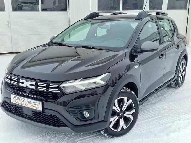 Gebraucht Dacia Sandero Expression 110 PS (80 kW) 2023 Schwarz Limousine