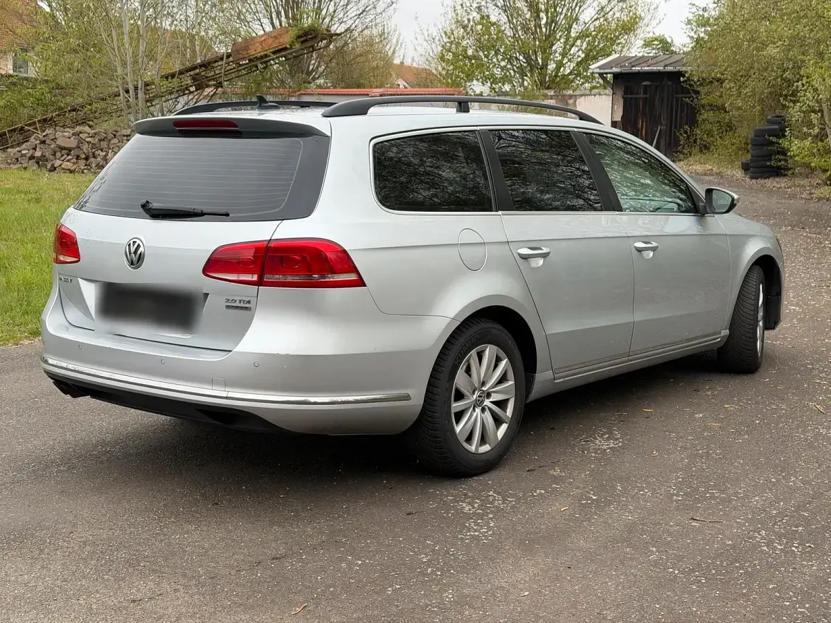 Second-hand VW Passat 170 CP (125 kW) 2011 Argintiu Break