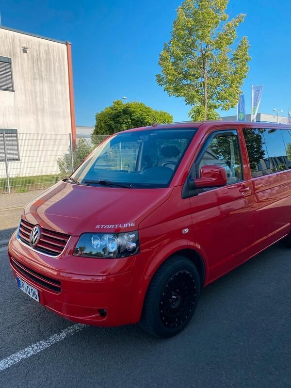 Rot Gebraucht 2008 VW T5 Van | 14.000 € (Teuer) - Bild 1/4