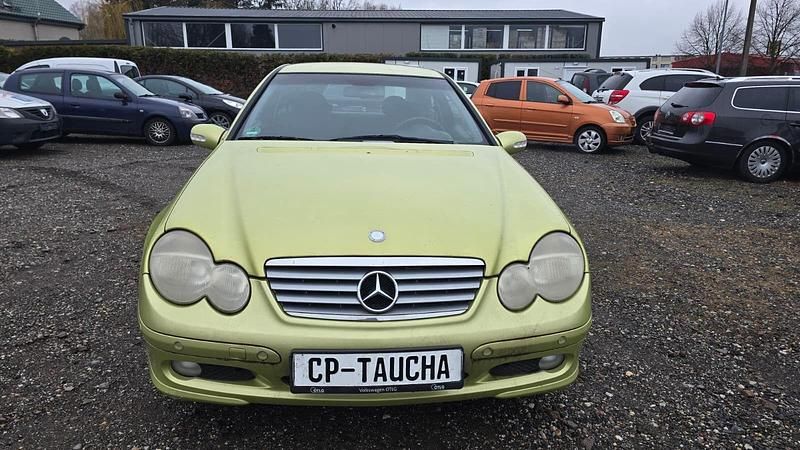 Gebraucht Mercedes C230 197 PS (144 kW) 2002 Grün Coupé