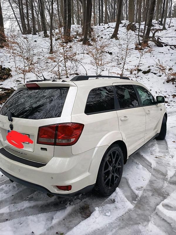 Gebraucht Fiat Freemont 170 PS (125 kW) 2014 Andere farben SUV