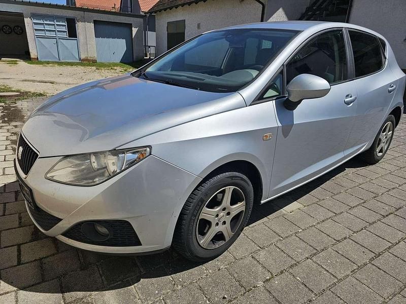Gris luna Gebraucht 2010 Seat Ibiza Kleinwagen | 1.800 € (Superpreis) - Bild 1/4