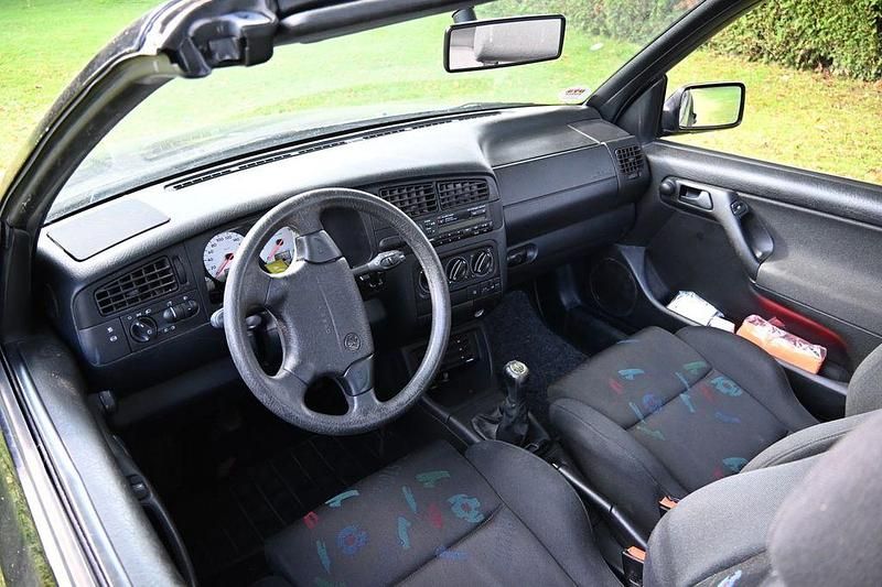 Gebraucht VW Golf Cabriolet Edition 116 PS (85 kW) 1996 Schwarz Cabrio