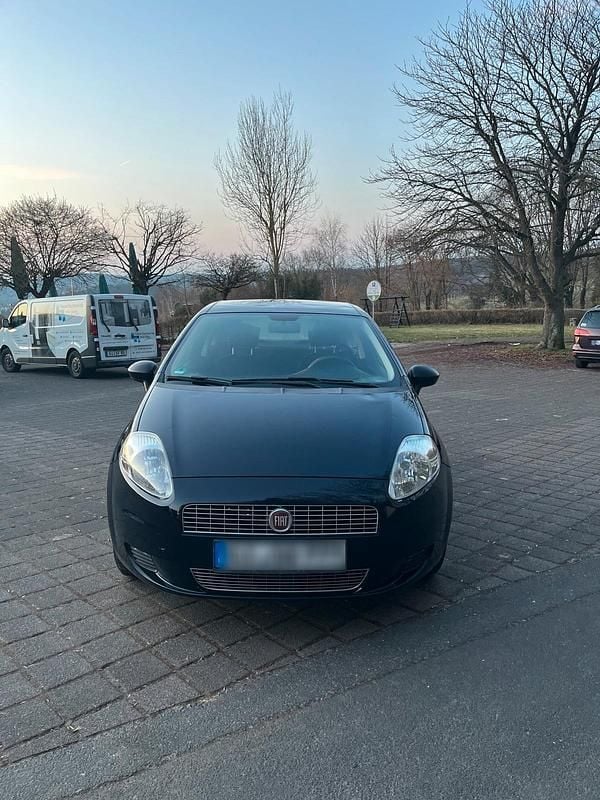 Gebraucht Fiat Punto 77 PS (56 kW) 2009 Blau Kleinwagen