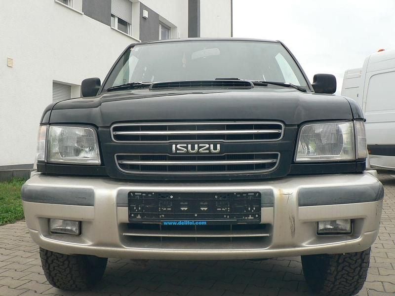 Gebraucht 2001 Isuzu Trooper SUV | 4.300 € - Bild 1/4