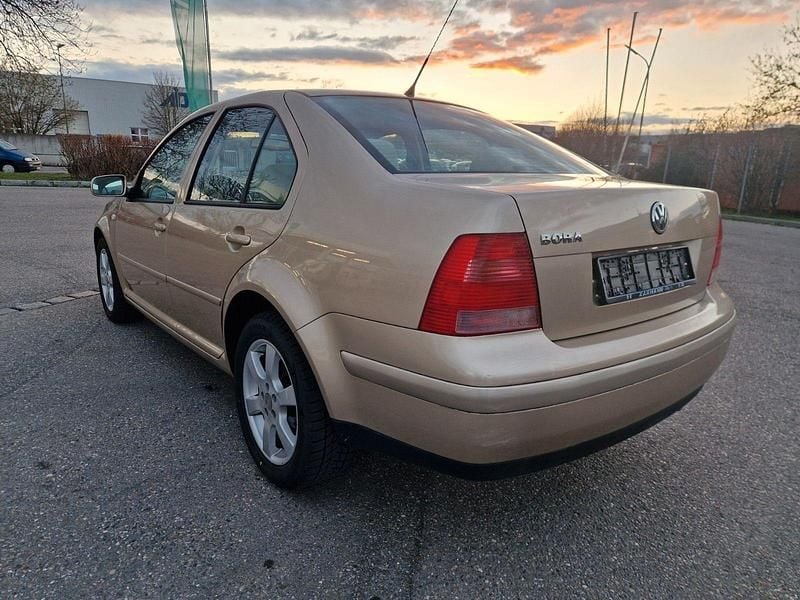 Gebraucht VW Bora 75 PS (55 kW) 2002 Gelb Limousine