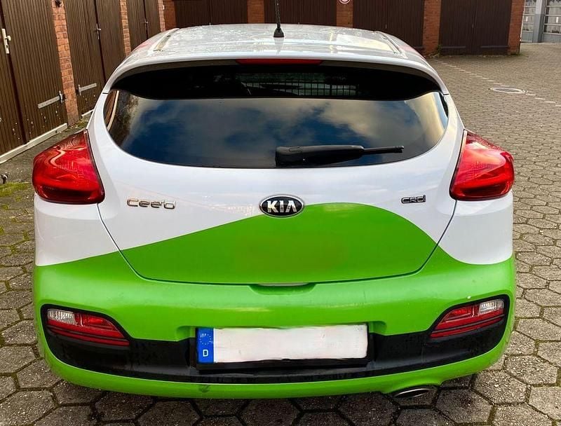 Gebraucht Kia Ceed 90 PS (66 kW) 2017 Weiß Kleinwagen