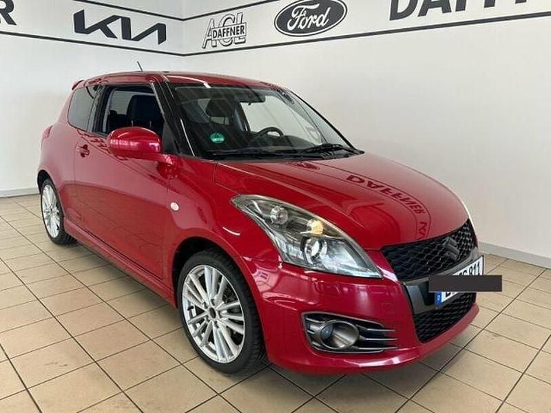 Rot (metallic) Gebraucht 2012 Suzuki Swift Sport Kleinwagen | 6.590 € (Guter Preis) - Bild 1/4