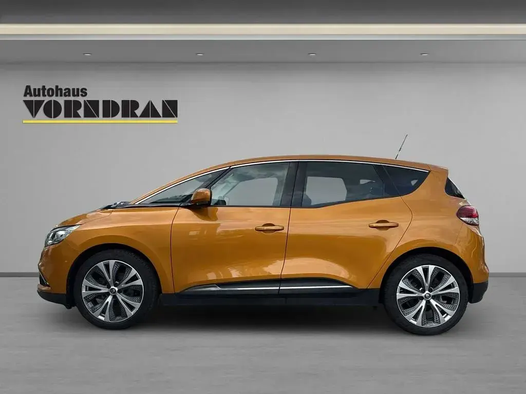 Gebraucht Renault Scénic IV Intens 110 PS (80 kW) 2018 Honiggelb Van / Kleinbus