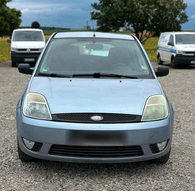 Blau Gebraucht 2005 Ford Fiesta Kleinwagen | 450 € (Superpreis) - Bild 1/4