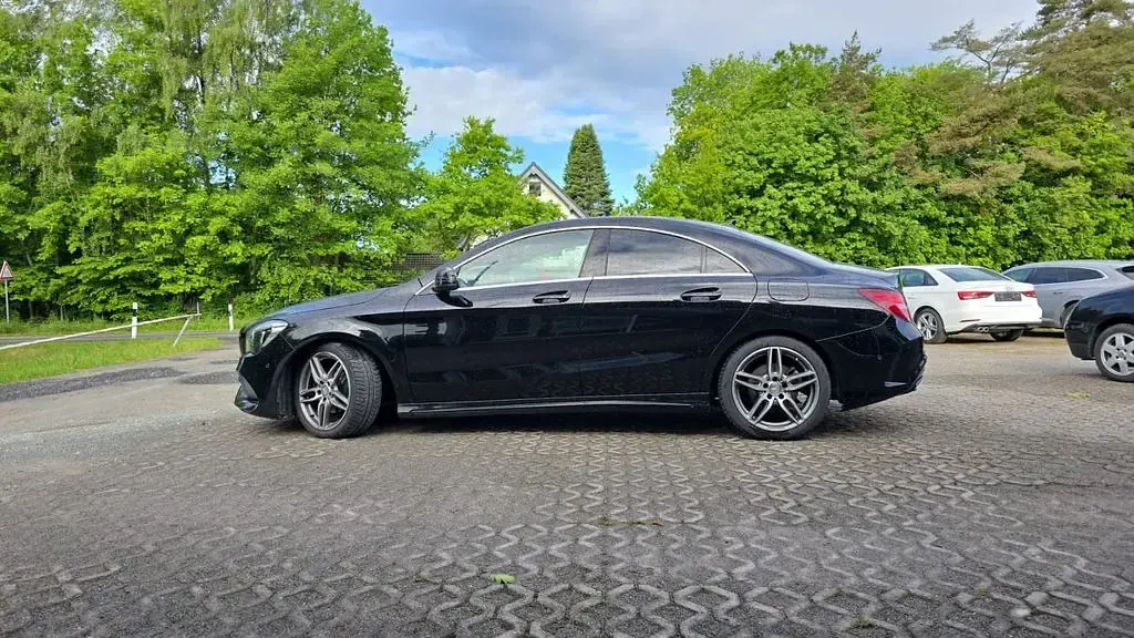 Gebraucht Mercedes CLA180 AMG line 122 PS (89 kW) 2016 Schwarz Limousine