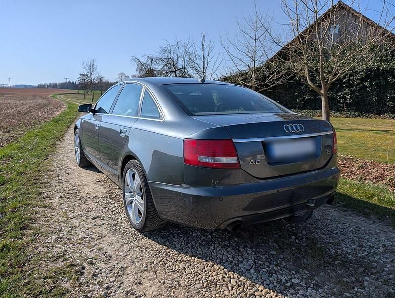 Gebraucht Audi A6 Sport 256 PS (188 kW) 2005 Grau Limousine