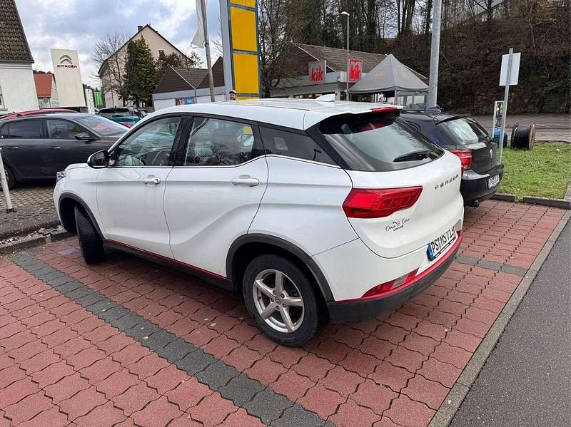 Gebraucht DFSK Fengon 106 PS (77 kW) 2023 Weiß SUV