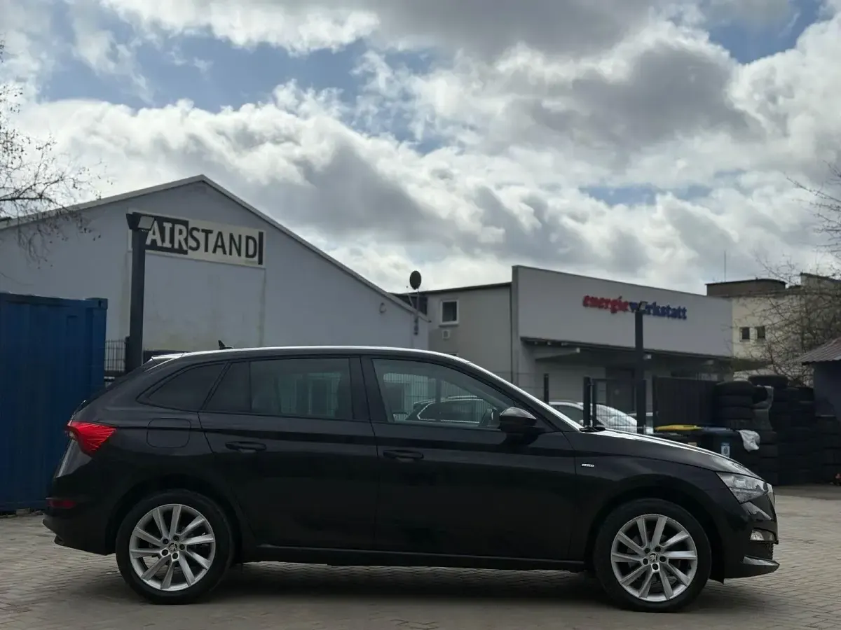 Gebraucht Skoda Scala Clever 110 PS (80 kW) 2022 Schwarz Kleinwagen