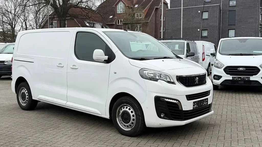 Gebraucht Peugeot Expert Premium 122 PS (89 kW) 2021 Weiß Van