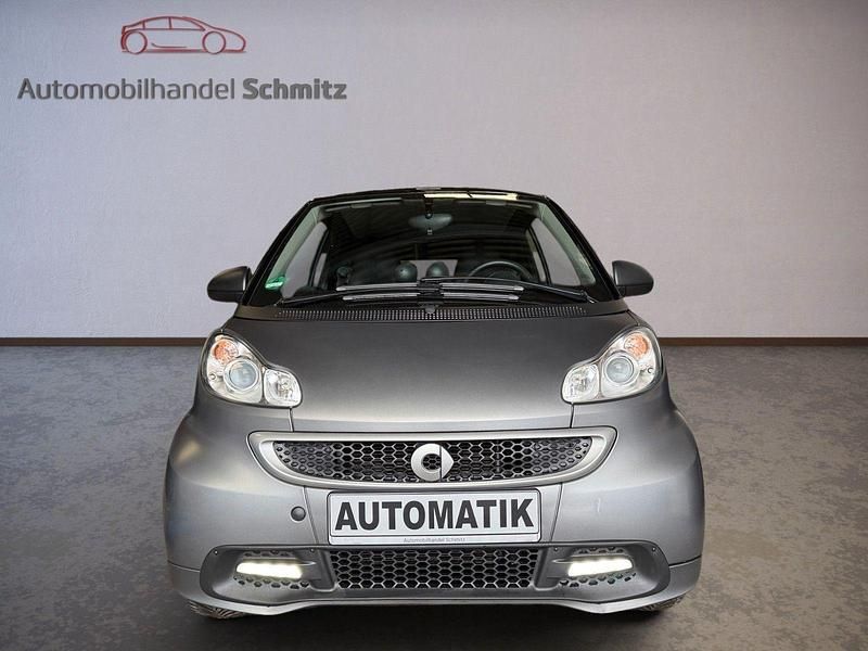 Gebraucht Smart ForTwo Cabrio Basis 84 PS (61 kW) 2013 Schwarz Cabrio