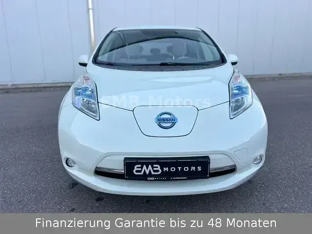 Gebraucht Nissan Leaf Basis 80 kW (109 PS) 2012 Weiß Kleinwagen
