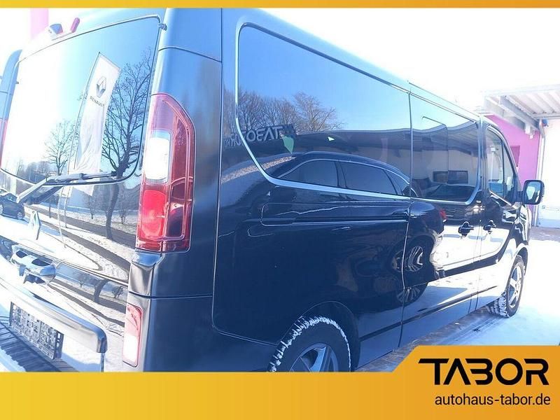 Gebraucht Renault Trafic 170 PS (125 kW) 2022 Schwarz metallic Van / Kleinbus