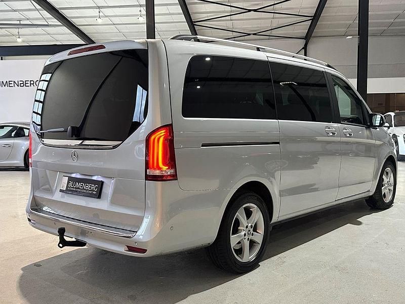 Gebraucht Mercedes V250 Edition 190 PS (139 kW) 2022 Brillantsilber Van / Kleinbus