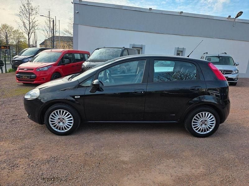 Gebraucht Fiat Grande Punto 65 PS (47 kW) 2008 Schwarz Kleinwagen